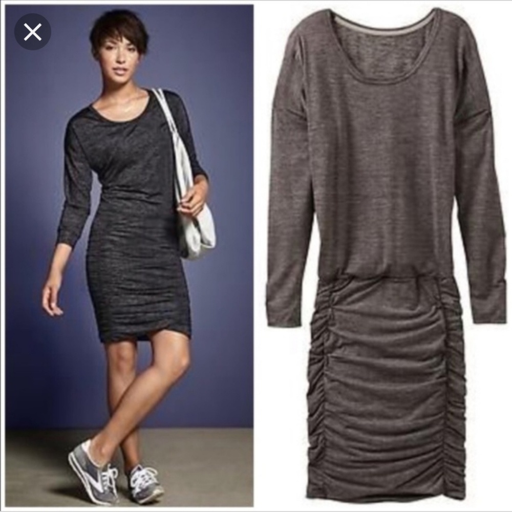 Athleta Long Sleeve Tulip dress